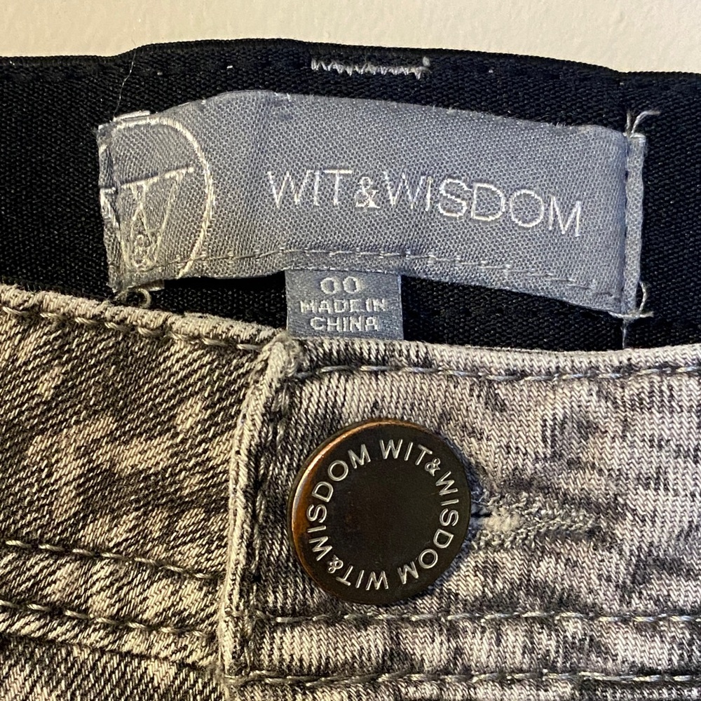 Wit & Wisdom Gray Snake Print Women Jeans Size 00 - Picture 6 of 7